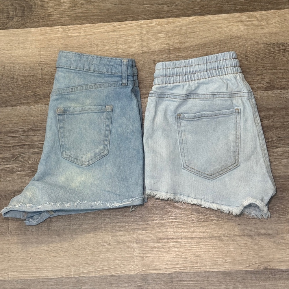 2 Shorts Celebrity Pink Drawstring Denim Shorts S & Wild Fable Rolled Cuff 4/R